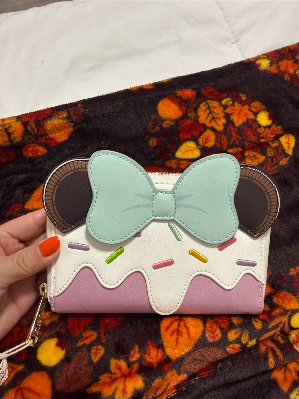 Loungefly wallet